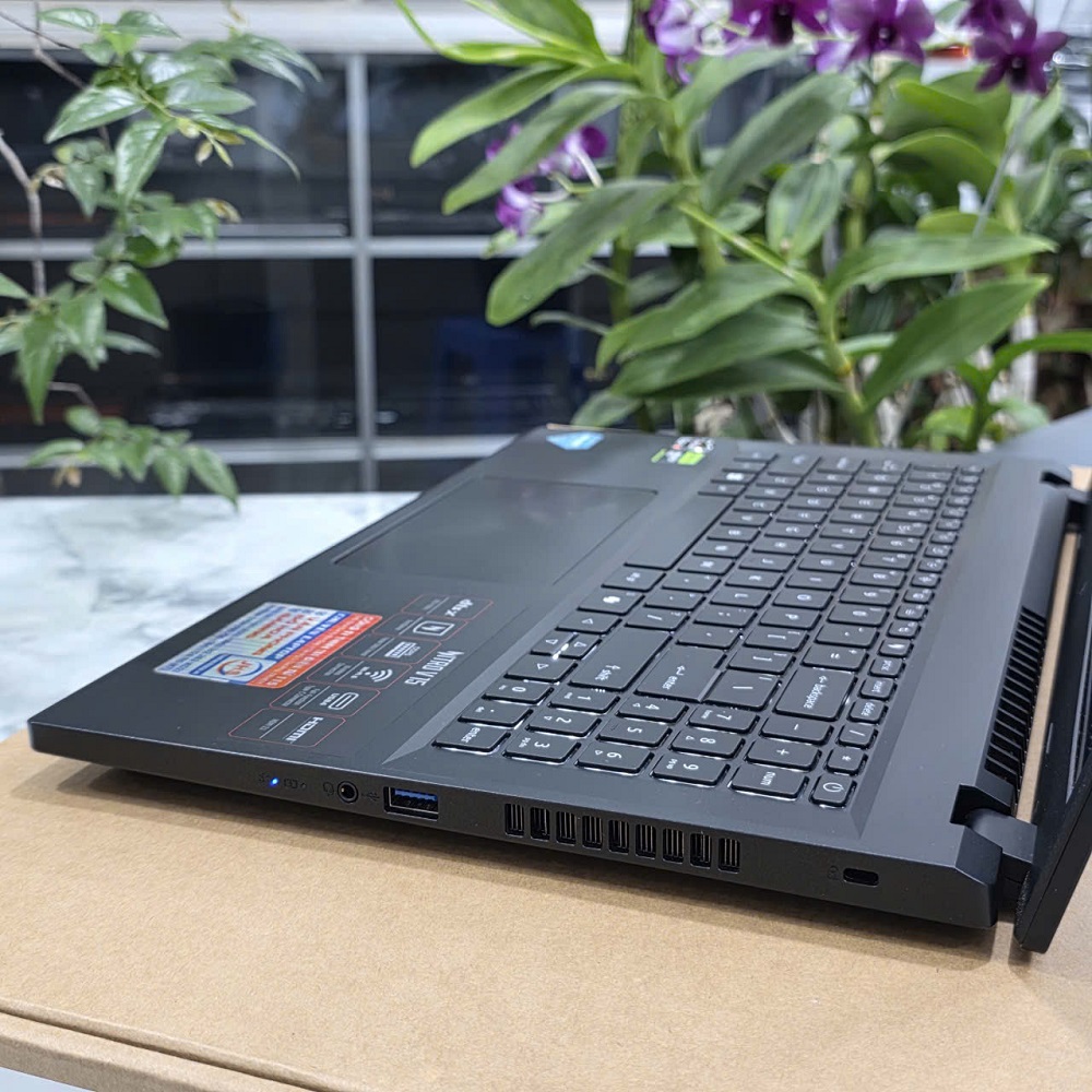 Gaming - Đồ Họa Acer Nitro V 15 ProPanel ANV15-41-R9M1 (Máy LikeNew-BHH) RYZEN 5 7535HS RAM 16GB SSD 512GB RTX 3050 6GB  MÀN : 15.6 Inch IPS 180Hz
