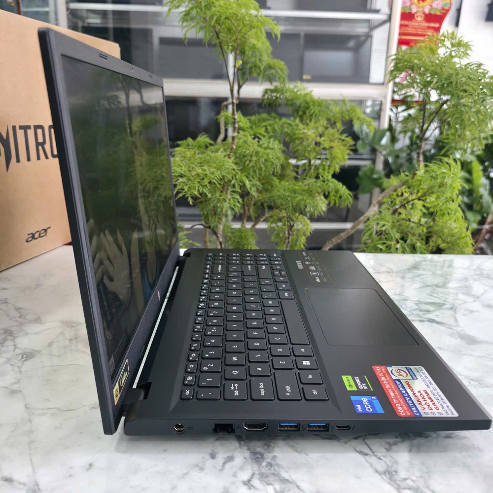 Gaming - Đồ Họa Acer Nitro V ANV15-51 Máy LikeNew RTX™ 4050 6GB GDDR6 CORE I7-13620H RAM 16GB SSD 512GB MÀN HÌNH : 15.6 Inch FHD IPS 144Hz
