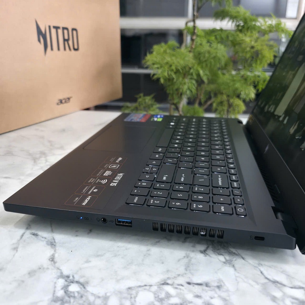 Gaming - Đồ Họa Acer Nitro V ANV15-51 Máy LikeNew RTX™ 4050 6GB GDDR6 CORE I7-13620H RAM 16GB SSD 512GB MÀN HÌNH : 15.6 Inch FHD IPS 144Hz