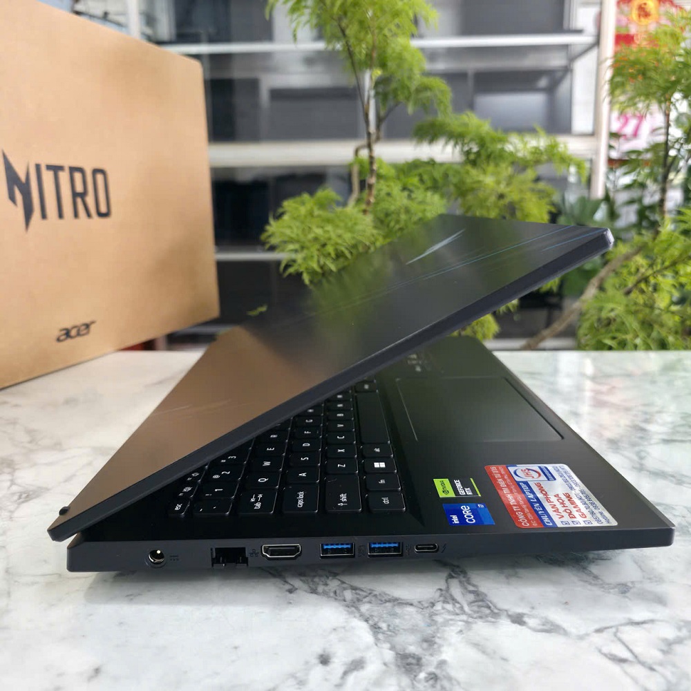 Gaming - Đồ Họa Acer Nitro V ANV15-51 Máy LikeNew RTX™ 4050 6GB GDDR6 CORE I7-13620H RAM 16GB SSD 512GB MÀN HÌNH : 15.6 Inch FHD IPS 144Hz