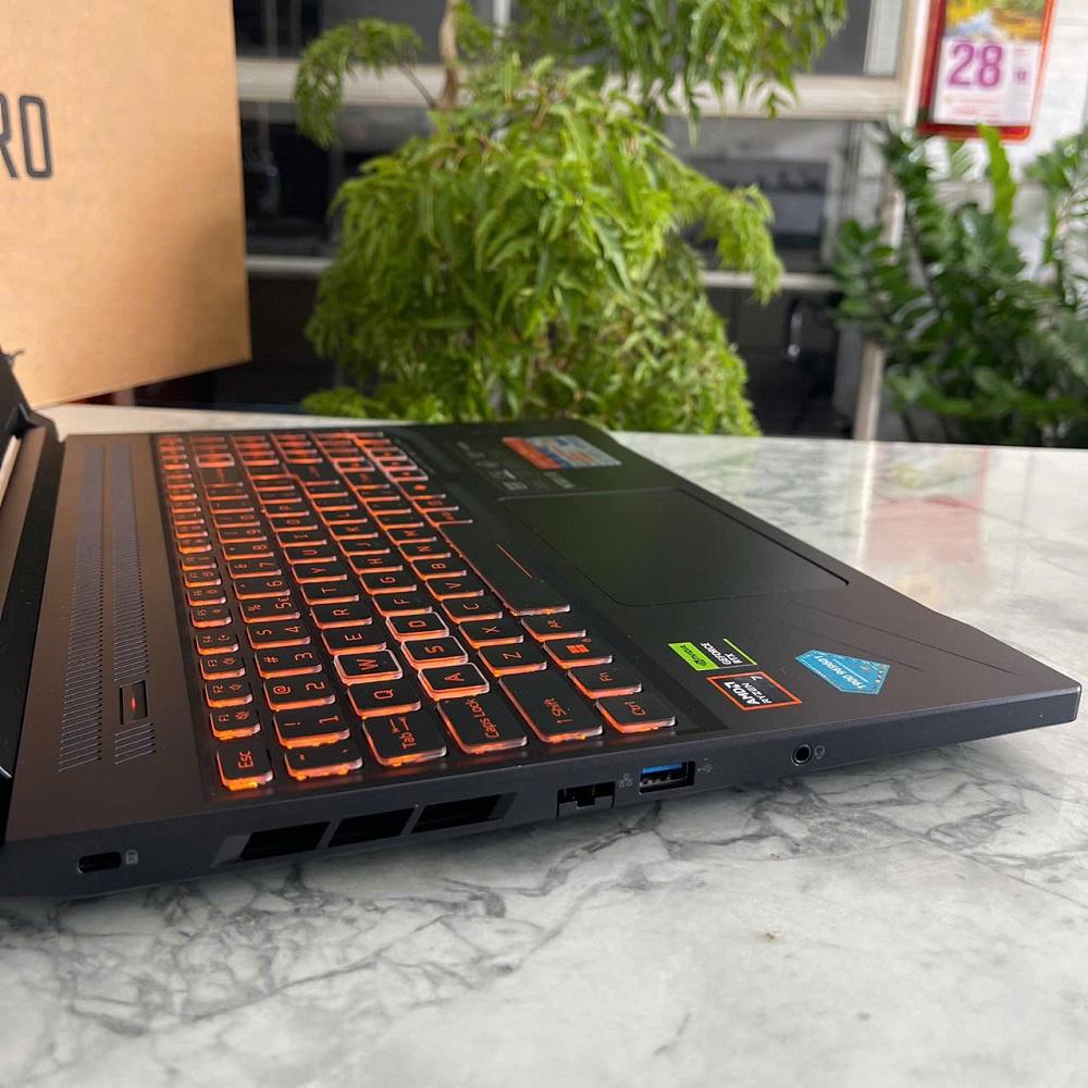 Gaming - Đồ Họa Acer Nitro V ANV16-41-R36Y (Máy LikeNew-Còn Bảo Hành Hãng 8/2028) RYZEN 7 8845HS RAM 16GB SSD 512GB RTX™ 4050 6GB MÀN HÌNH : 116 INCH WUXGA