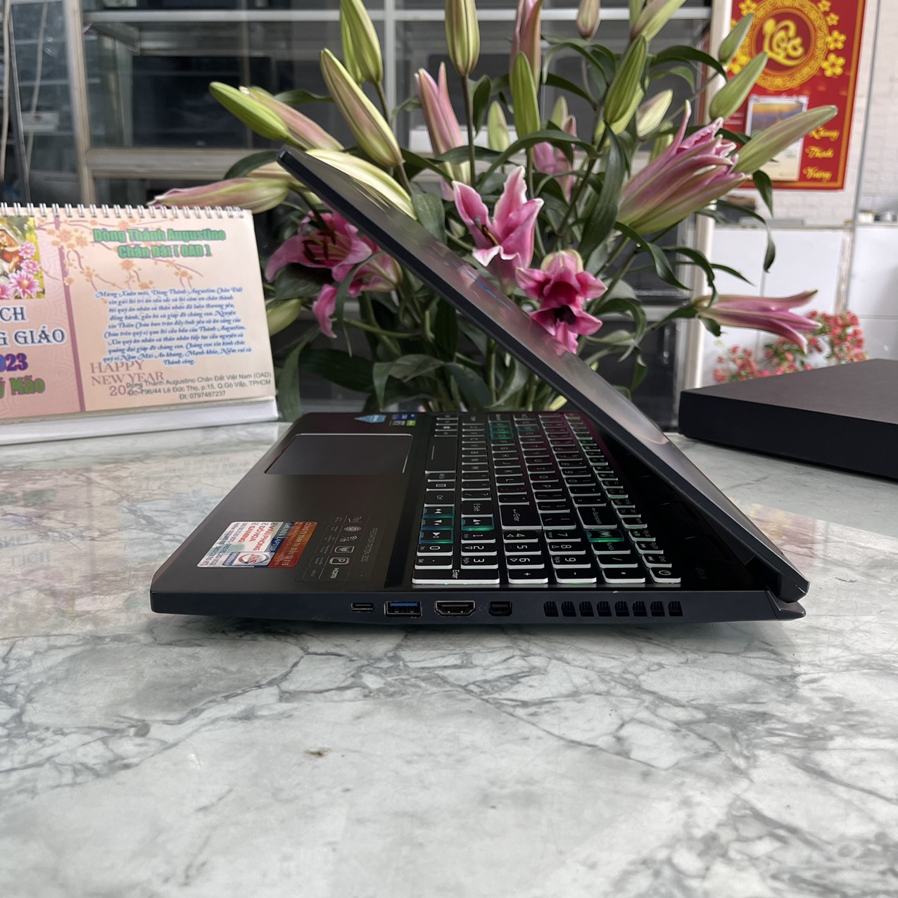 Gaming-Đồ họa Acer Predator Triton 300 PT315-53-71DJ MÁY LIKENEW (CÒN BẢO HÀNH HÃNG) Core i7-11800H RAM 16GB SSD 512GB Nvidia GeForce RTX 3070( 8GB GDDR6), Màn hình 15.6 inch QHD IPS 165Hz 