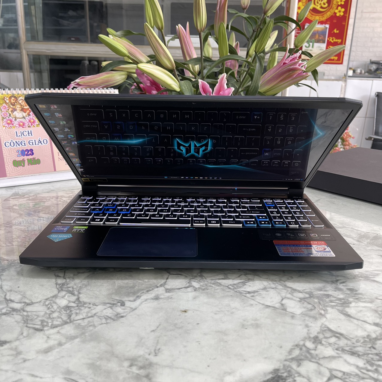 Gaming-Đồ họa Acer Predator Triton 300 PT315-53-71DJ MÁY LIKENEW (CÒN BẢO HÀNH HÃNG) Core i7-11800H RAM 16GB SSD 512GB Nvidia GeForce RTX 3070( 8GB GDDR6), Màn hình 15.6 inch QHD IPS 165Hz 