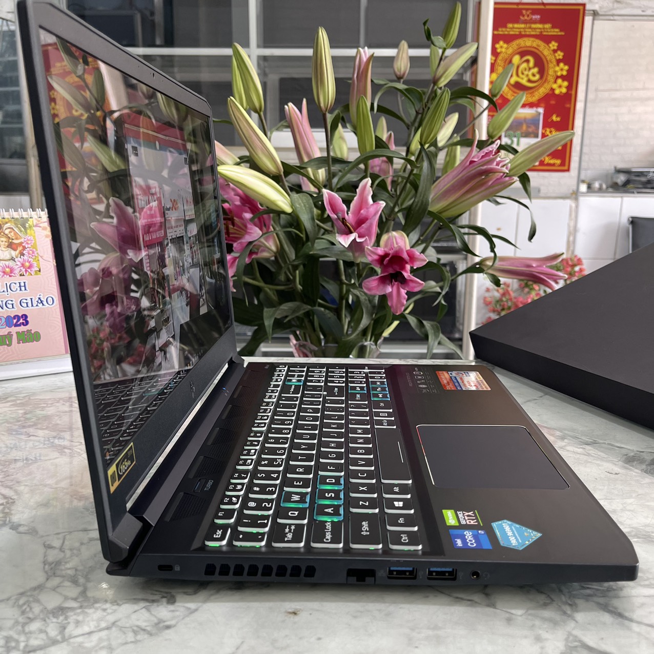 Gaming-Đồ họa Acer Predator Triton 300 PT315-53-71DJ MÁY LIKENEW (CÒN BẢO HÀNH HÃNG) Core i7-11800H RAM 16GB SSD 512GB Nvidia GeForce RTX 3070( 8GB GDDR6), Màn hình 15.6 inch QHD IPS 165Hz 