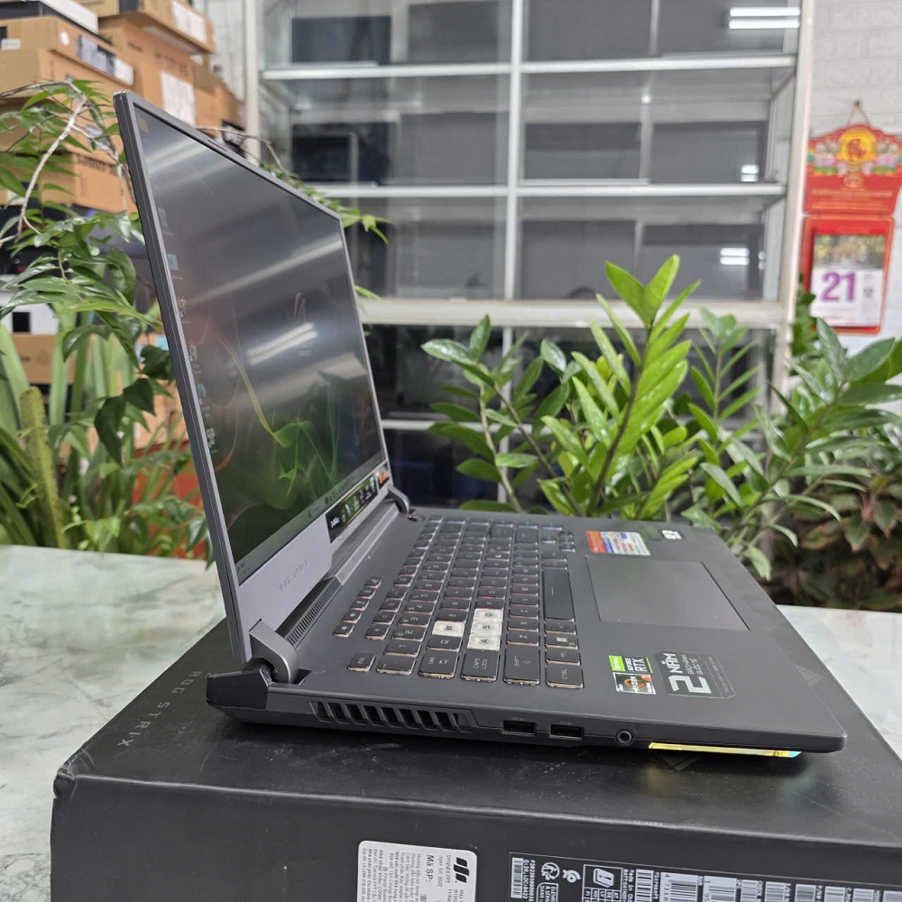 Gaming - Đồ Họa ASUS ROG Strix G15 G513IE-HN246W RYZEN 7 4800H RAM 16GB SSD 512GB RTX 3050 Ti 4Gb GDDR6 MÀN HÌNH : 15.6 Inch IPS 144Hz