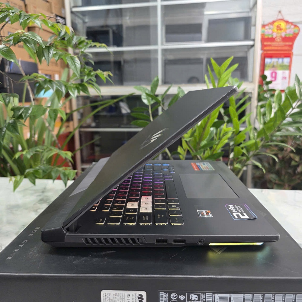 Gaming - Đồ Họa ASUS ROG Strix G15 G513IH RYZEN 7-4800H RAM 8GB SSD 512GB GTX 1650 4GB MÀN HÌNH : 15.6 IPS 144Hz