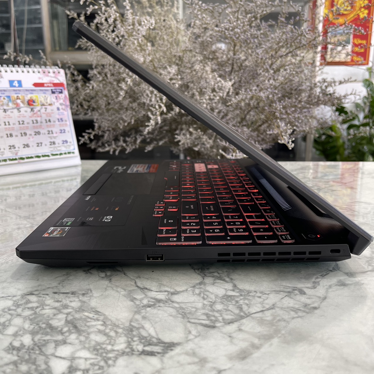  Asus TUF A15 FA506IHR Ryzen 5 4600H Ram 16gb Ssd 512gb Card GTX 1650 (4GB) Màn Hình 15.6 Inch IPS Fhd 144Hz.