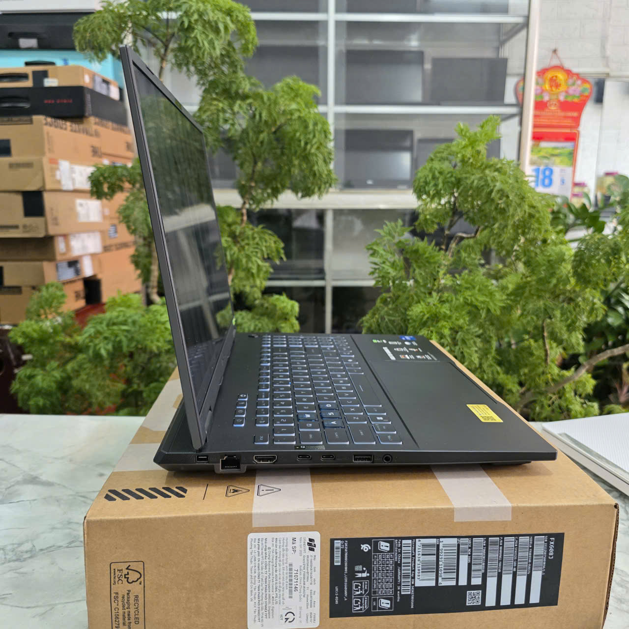 Gaming - Đồ Họa ASUS TUF F16 FX608JHR-RV037W (MÁY NEW OPEN BOX) CORE I7-14650HX RAM 16GB SSD 1.000GB VGA RTX 5050 8GB GDDR7 MÀN HÌNH : 16-Inch FHD+ 300 nits,165Hz