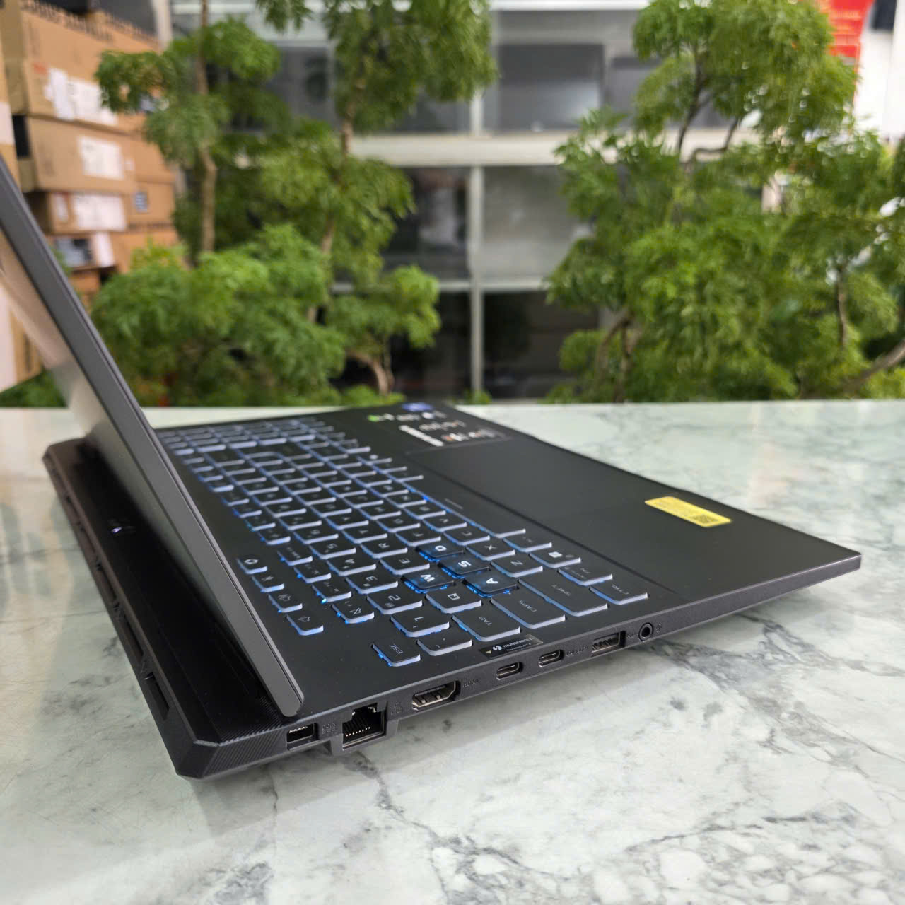 Gaming - Đồ Họa ASUS TUF F16 FX608JHR-RV037W (MÁY NEW OPEN BOX) CORE I7-14650HX RAM 16GB SSD 1.000GB VGA RTX 5050 8GB GDDR7 MÀN HÌNH : 16-Inch FHD+ 300 nits,165Hz