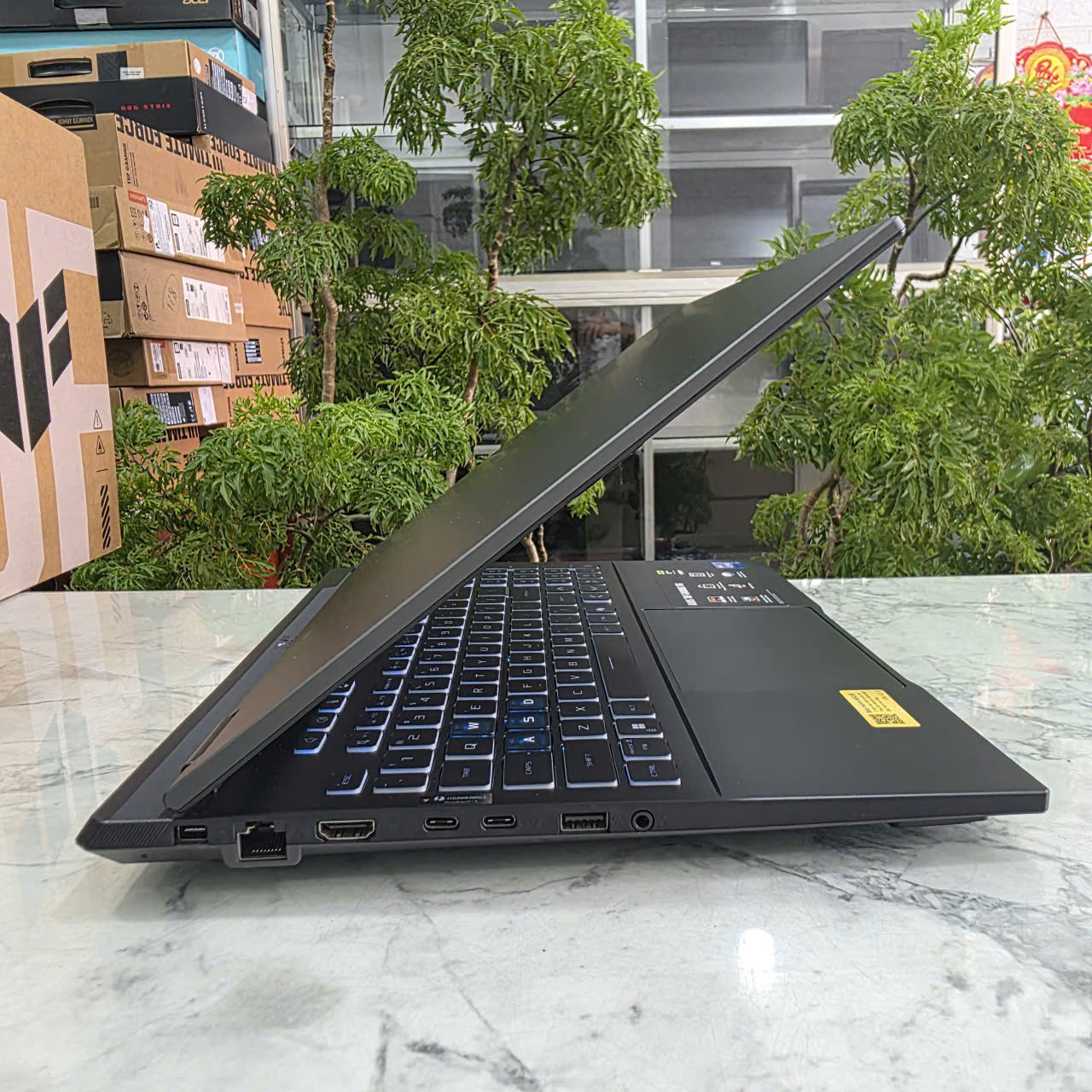 Gaming - Đồ Họa ASUS TUF F16 FX608JHR-RV037W (MÁY NEW OPEN BOX) CORE I7-14650HX RAM 16GB SSD 1.000GB VGA RTX 5050 8GB GDDR7 MÀN HÌNH : 16-Inch FHD+ 300 nits,165Hz