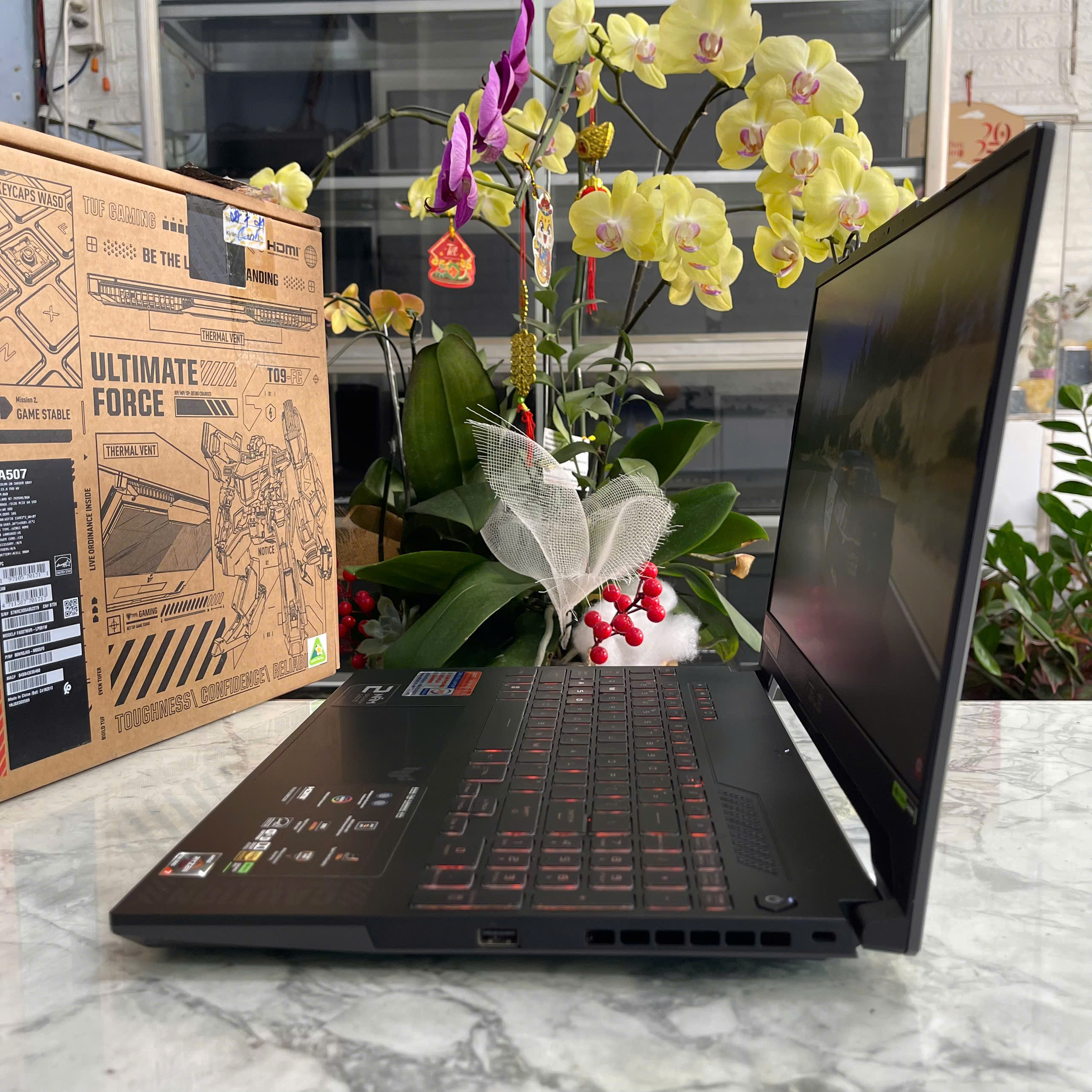 Gaming - Đồ Họa ASUS TUF FA507NU(Máy LikeNew-Full Box-Bảo Hành Hãng) Ryzen 7-7735HS Ram 16gb Ssd 1.000gb Vga RTX 4050 (6GB) Màn Hình : 15.6 Inch 144Hz, 100% sRGB