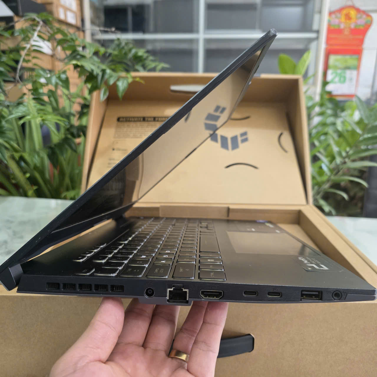 Gaming - Đồ Họa ASUS TUF FX517ZE-HN888W CORE I7-12650H RAM 16GB SSD 512GB RTX 3050 Ti 4GB GDDR6 MÀN HÌNH : 15.6'' IPS 144Hz