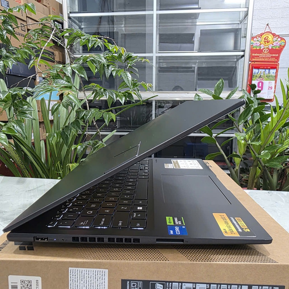 Gaming - Đồ Họa ASUS Vivobook 16 K3605ZF CORE I5 12500H RAM 16GB SSD 512GB RTX 2050 4GB MÀN HÌNH : 15.6 Inch FHD+ 144Hz