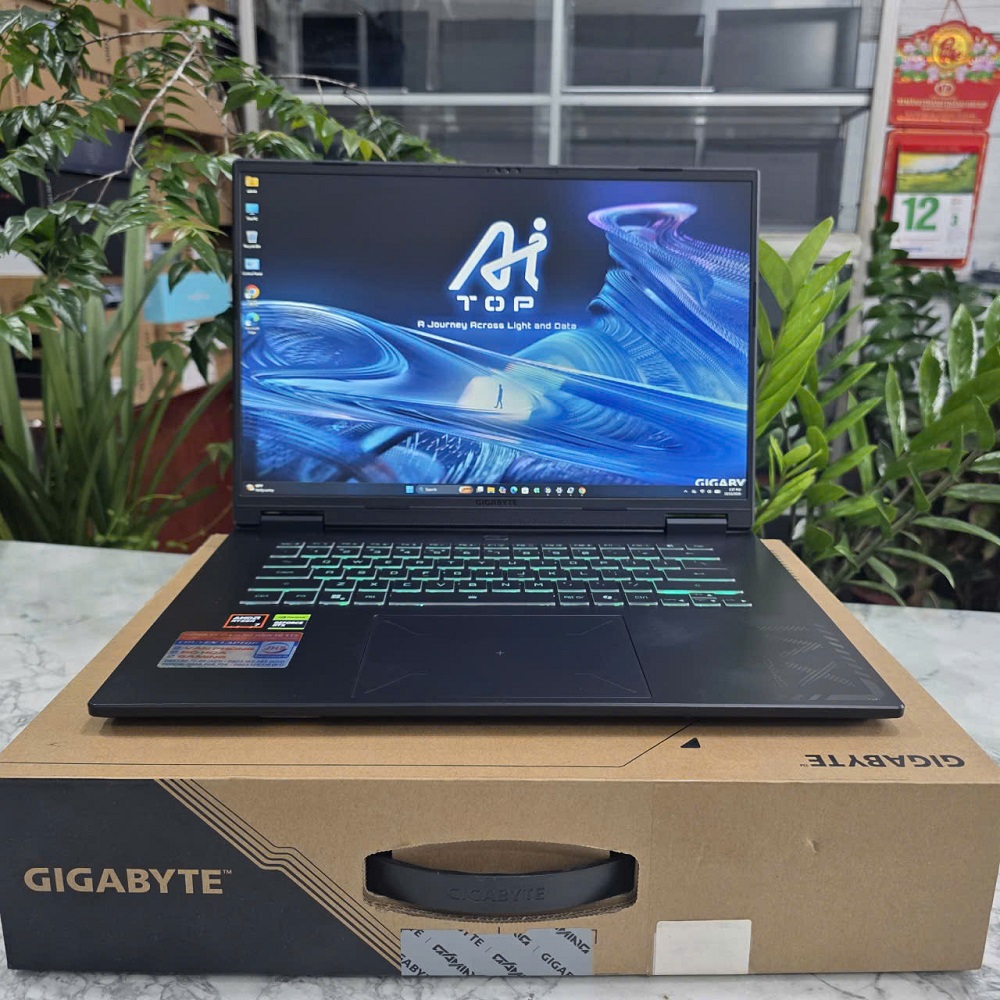 Gaming - Đồ Họa Gigabyte A16 GA63H Bảo Hành Hãng RYZEN 7 260 RTX™ 5050 8GB GDDR7 RAM 16GB SSD 512GB MÀN HÌNH : 16" INCH IPS WUXGA 165Hz, 300nits 
