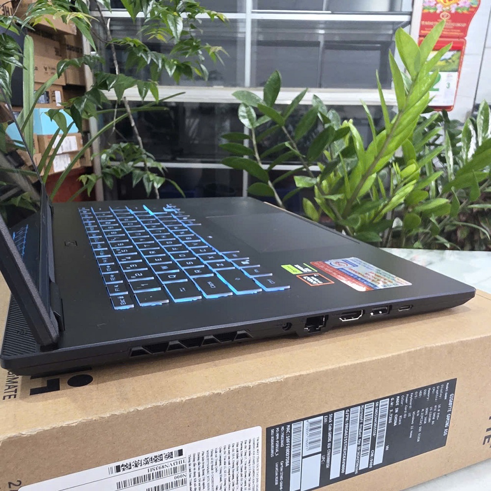 Gaming - Đồ Họa Gigabyte A16 GA63H Bảo Hành Hãng RYZEN 7 260 RTX™ 5050 8GB GDDR7 RAM 16GB SSD 512GB MÀN HÌNH : 16" INCH IPS WUXGA 165Hz, 300nits 