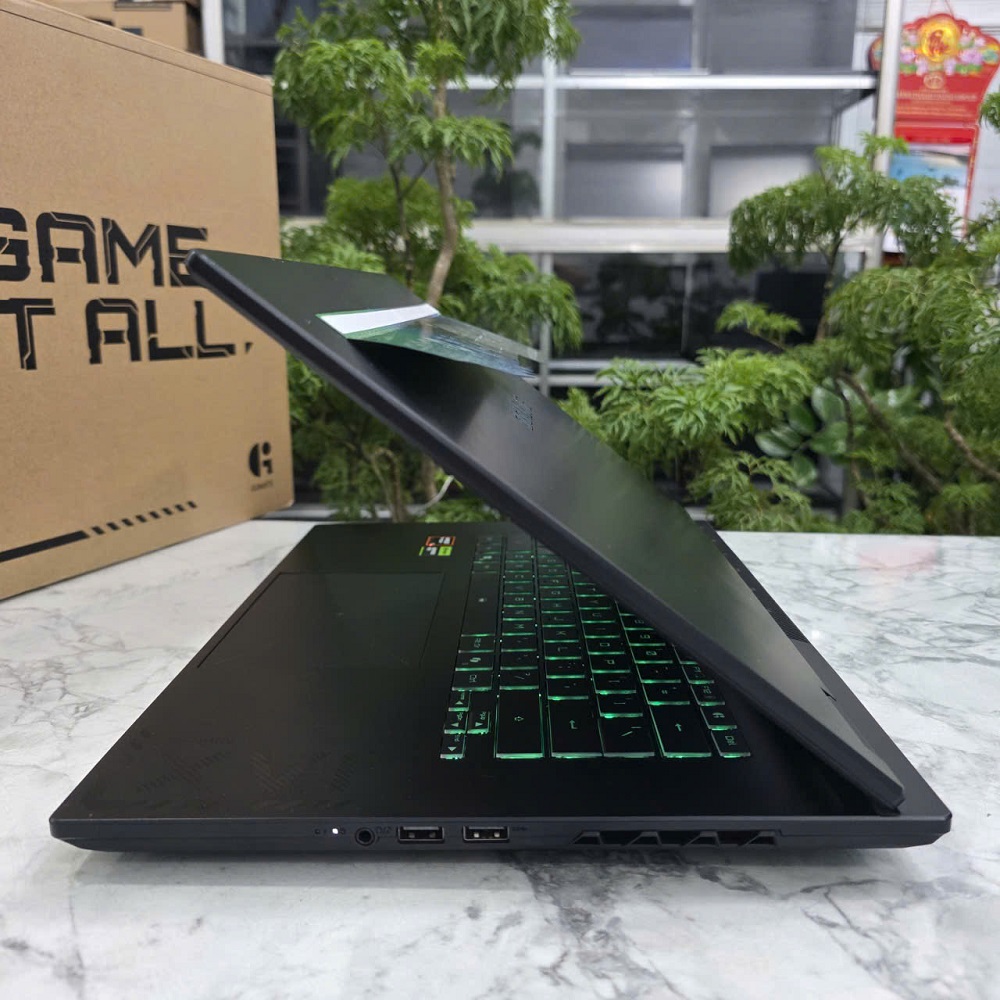 Gaming - Đồ Họa Gigabyte A16 GA63H Bảo Hành Hãng RYZEN 7 260 RTX™ 5050 8GB GDDR7 RAM 16GB SSD 512GB MÀN HÌNH : 16" INCH IPS WUXGA 165Hz, 300nits