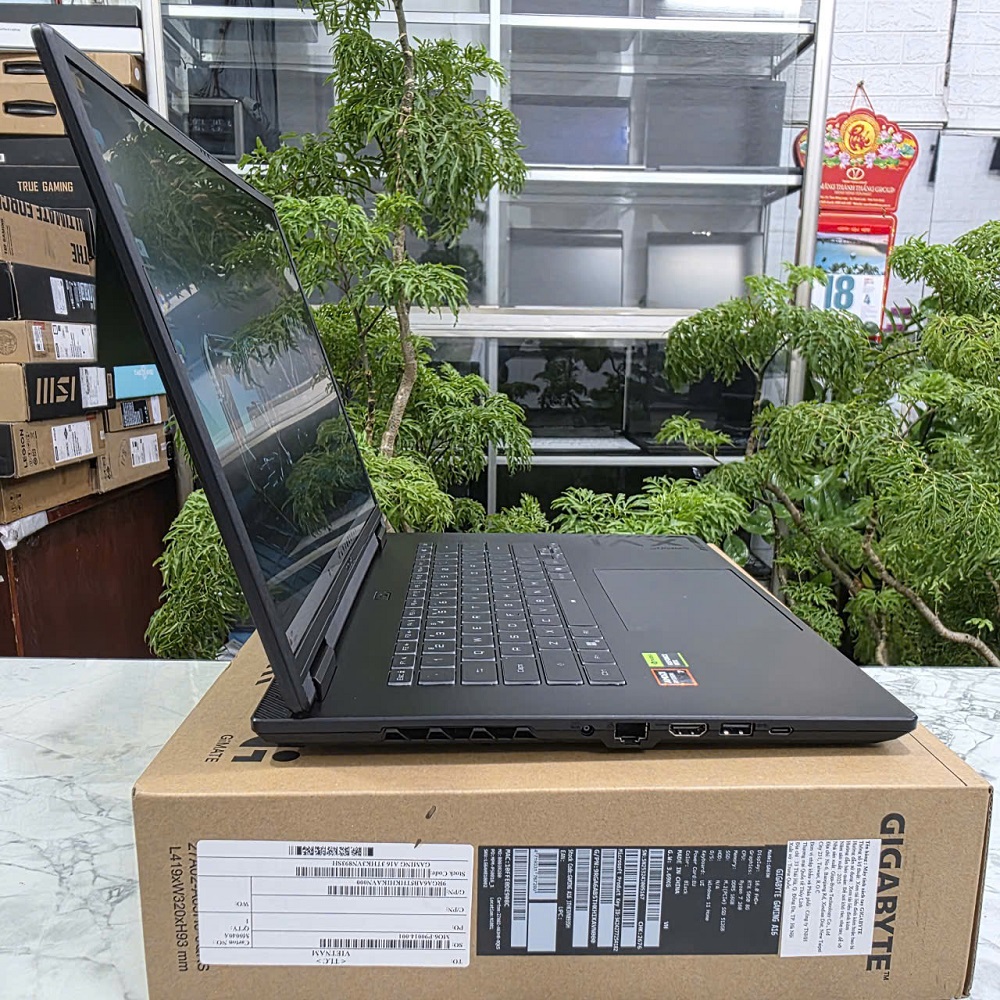 Gaming - Đồ Họa Gigabyte A16 GA63H Bảo Hành Hãng RYZEN 7 260 RTX™ 5050 8GB GDDR7 RAM 16GB SSD 512GB MÀN HÌNH : 16" INCH IPS WUXGA 165Hz, 300nits