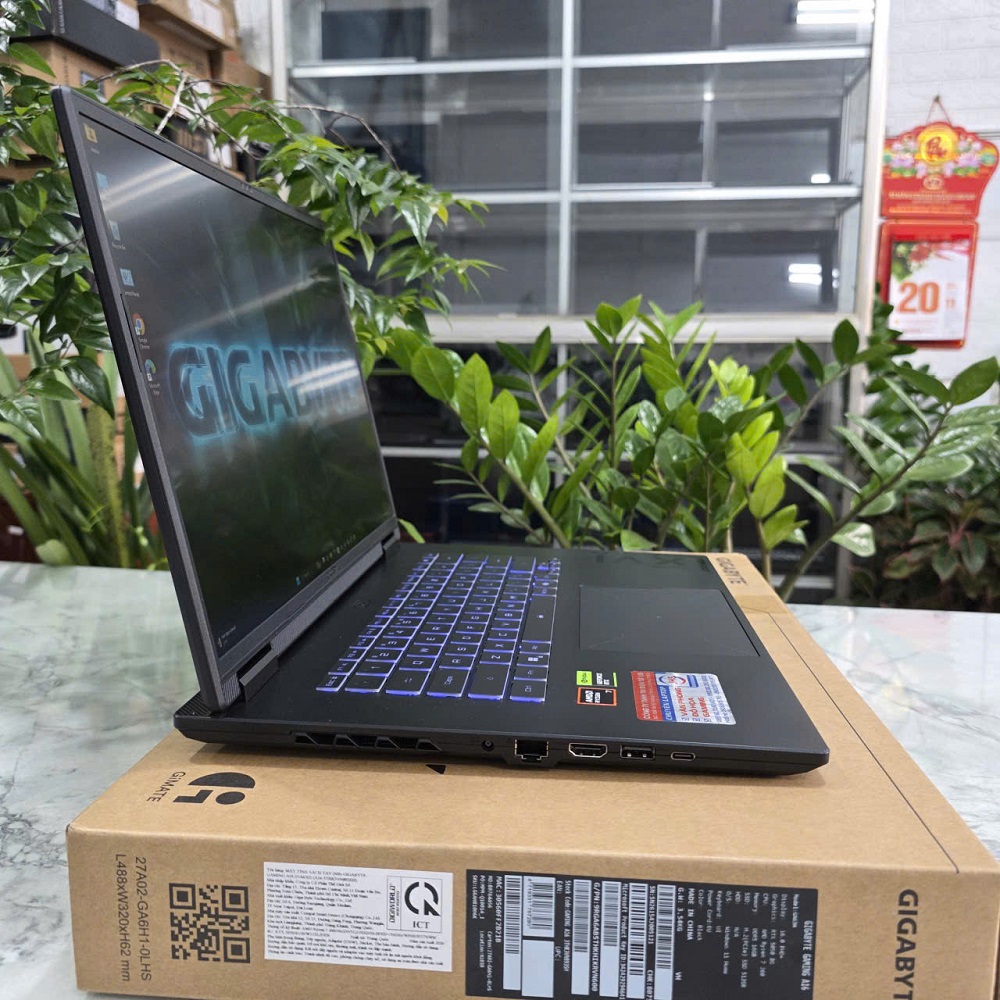 Gaming - Đồ Họa Gigabyte A16 GA63H Bảo Hành Hãng RYZEN 7 260 RTX™ 5050 8GB GDDR7 RAM 16GB SSD 512GB MÀN HÌNH : 16" INCH IPS WUXGA 165Hz, 300nits