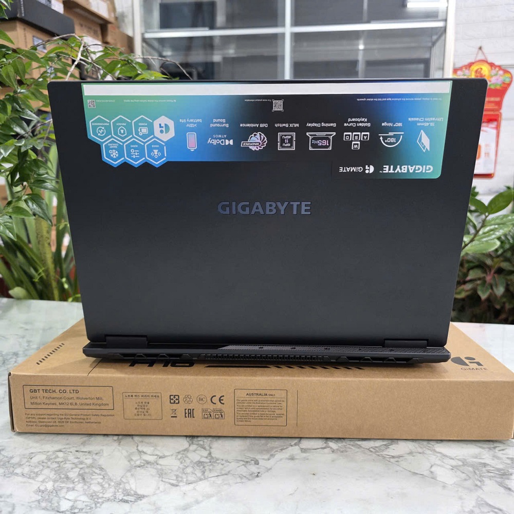 Gaming - Đồ Họa Gigabyte A16 GA63H Bảo Hành Hãng RYZEN 7 260 RTX™ 5050 8GB GDDR7 RAM 16GB SSD 512GB MÀN HÌNH : 16" INCH IPS WUXGA 165Hz, 300nits