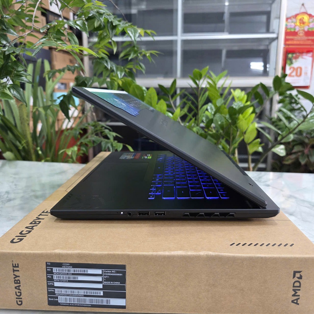 Gaming - Đồ Họa Gigabyte A16 GA63H Bảo Hành Hãng RYZEN 7 260 RTX™ 5050 8GB GDDR7 RAM 16GB SSD 512GB MÀN HÌNH : 16" INCH IPS WUXGA 165Hz, 300nits