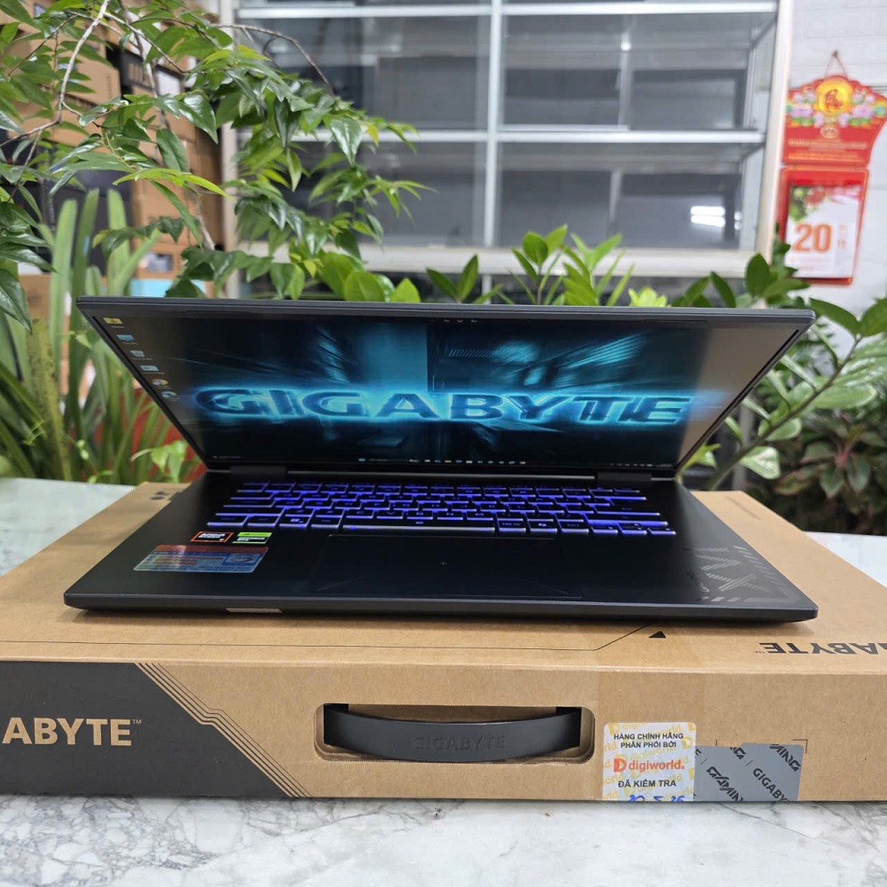 Gaming - Đồ Họa Gigabyte A16 GA63H Bảo Hành Hãng RYZEN 7 260 RTX™ 5050 8GB GDDR7 RAM 16GB SSD 512GB MÀN HÌNH : 16" INCH IPS WUXGA 165Hz, 300nits