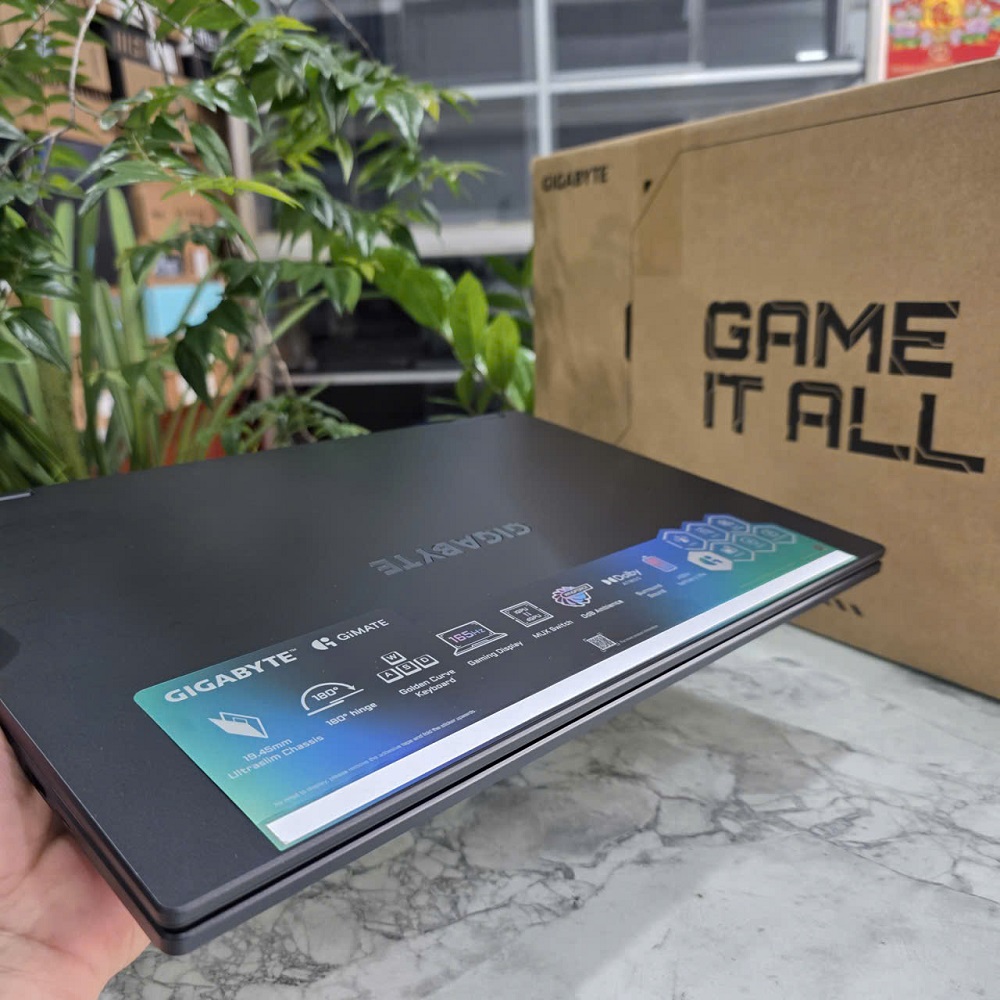 Gaming - Đồ Họa Gigabyte A16 GA63H Bảo Hành Hãng RYZEN 7 260 RTX™ 5050 8GB GDDR7 RAM 16GB SSD 512GB MÀN HÌNH : 16" INCH IPS WUXGA 165Hz, 300nits