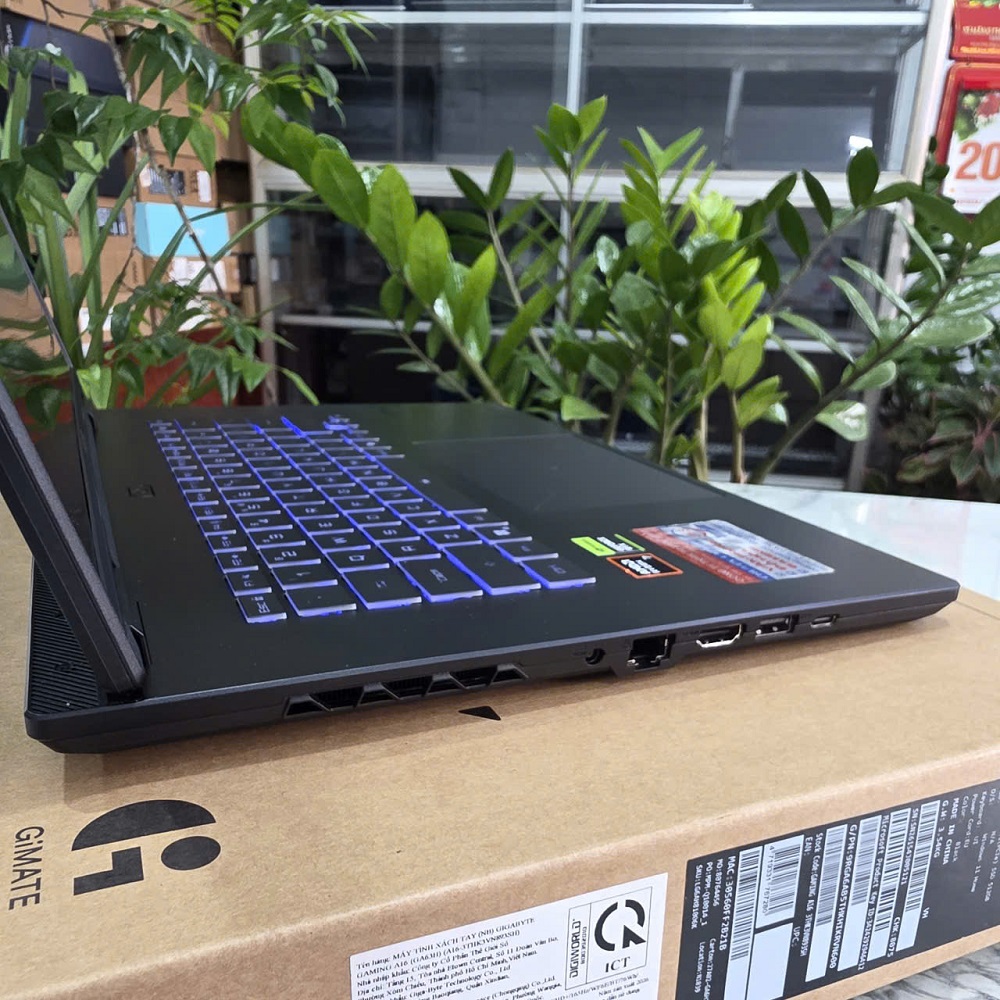Gaming - Đồ Họa Gigabyte A16 GA63H Bảo Hành Hãng RYZEN 7 260 RTX™ 5050 8GB GDDR7 RAM 16GB SSD 512GB MÀN HÌNH : 16" INCH IPS WUXGA 165Hz, 300nits