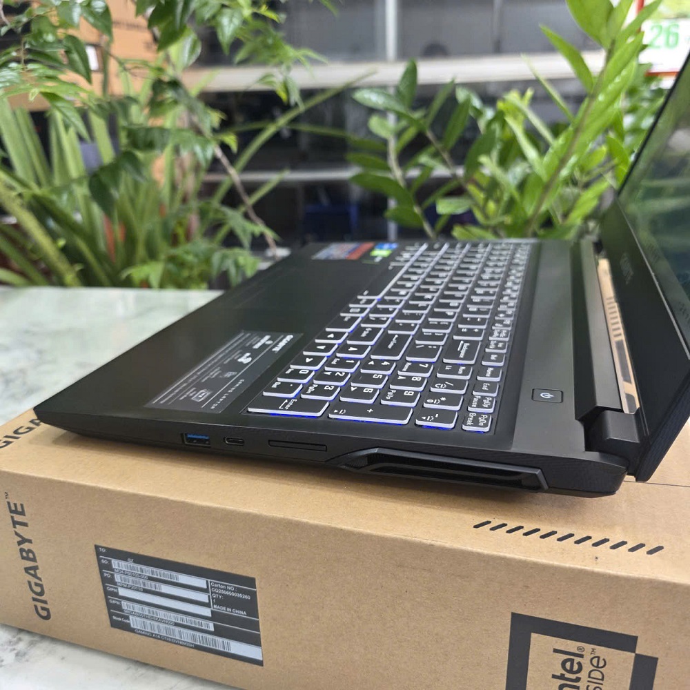 Gaming - Đồ Họa Gigabyte G5 GD-AX201NGW CORE I5-11400H RAM 16GB SSD 512GB RTX 3050 4GB GDDR6 MÀN HÌNH : 15.6'' IPS 144Hz