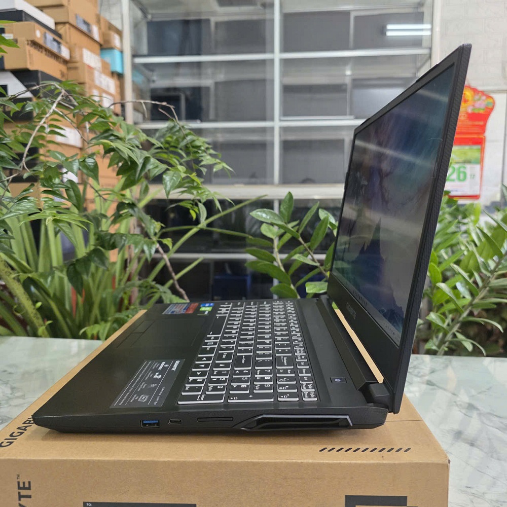 Gaming - Đồ Họa Gigabyte G5 GD-AX201NGW CORE I5-11400H RAM 16GB SSD 512GB RTX 3050 4GB GDDR6 MÀN HÌNH : 15.6'' IPS 144Hz