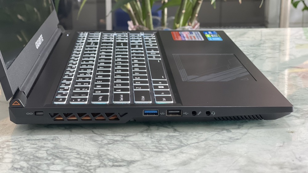 Gaming - Đồ Họa Gigabyte G5 GE-AX211NGW CORE I5-12500H RAM 16GB SSD 512GB CARD RTX3050 4GB MÀN HÌNH : 15.6''Inch Fhd IPS 144Hz 