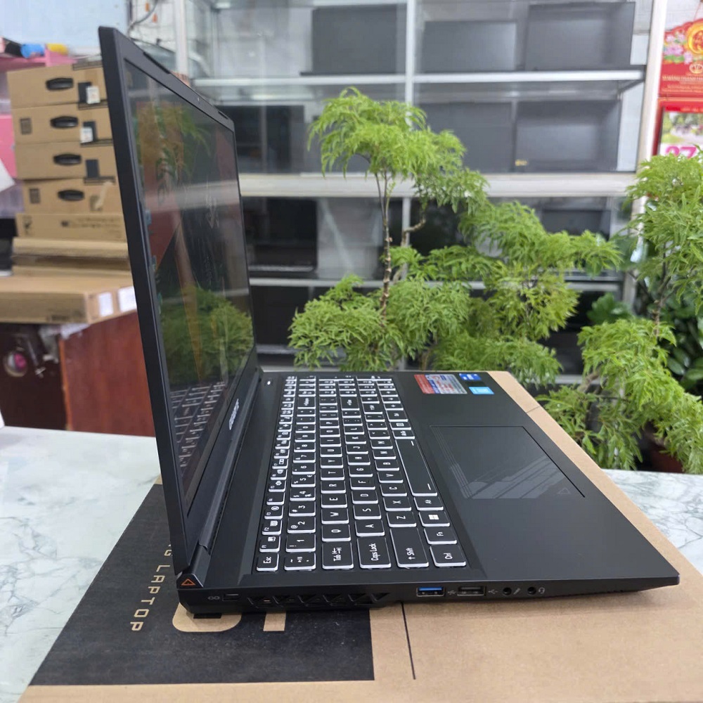 Gaming - Đồ Họa Gigabyte G5 MF5-AX211NGW Máy LikeNew -Bảo Hành Hãng CORE I5-13500H RTX 4050 6GB RAM 8GB SSD 512GB MÀN HÌNH : 15.6''Inch Fhd IPS 144Hz