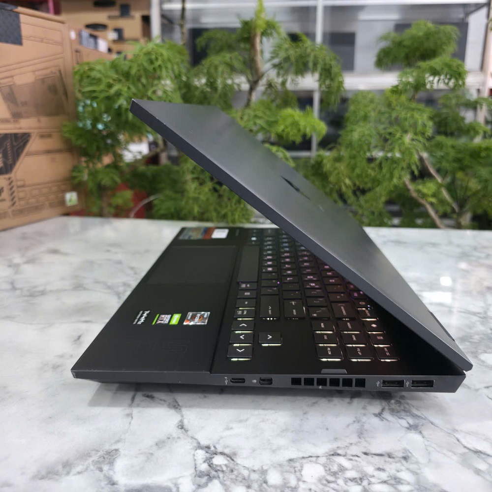 Gaming - Đồ Họa HP OMEN 15-en1027AX RYZEN 7-5800H RAM 16GB SSD 512GB RTX™ 3070 8GB MÀN HÌNH : 15,6 INCH IPS 144hz