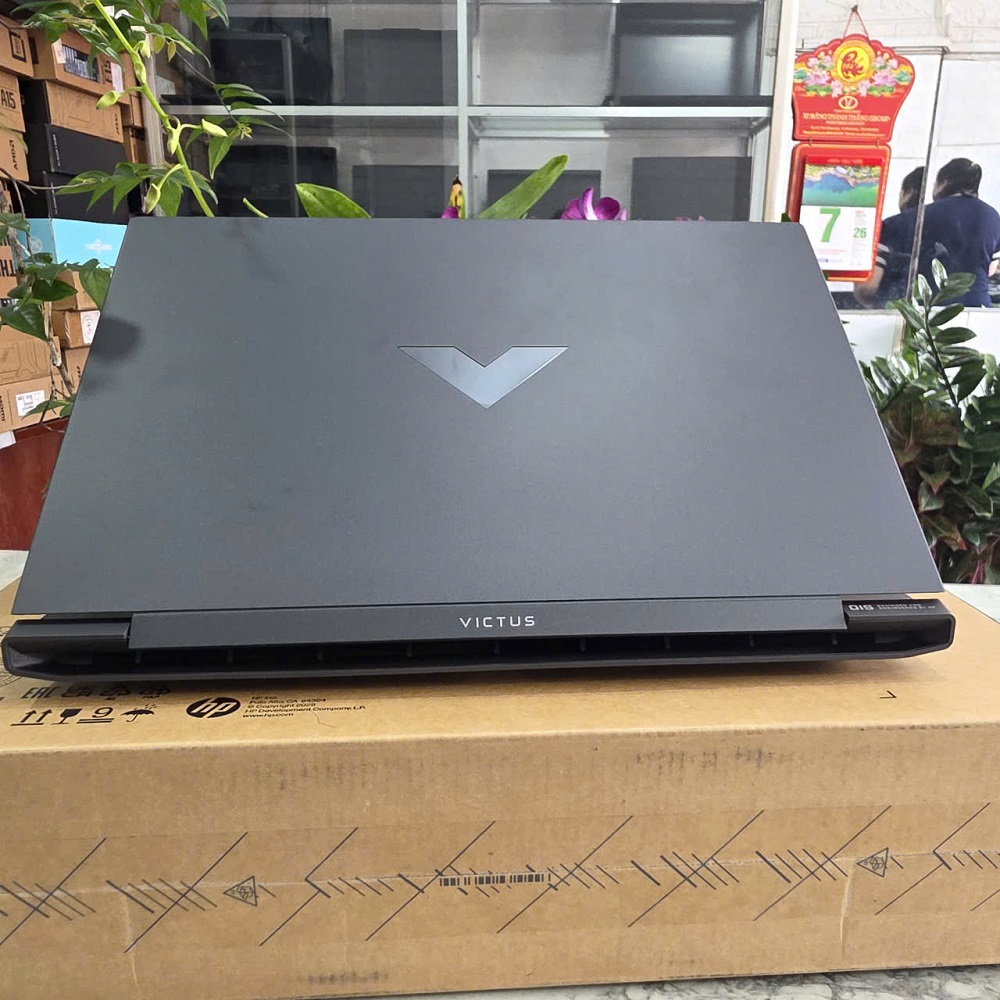Gaming - Đồ Họa HP VICTUS 15-fa2731TX (MÁY NEW OPEN BOX) CORE I5-13420H RAM 16GB SSD 512GB RTX™ 3050 6GB GDDR6 MÀN HÌNH : 15.6 Inch IPS 144Hz 300 nits 