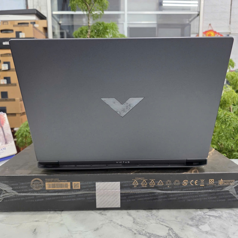 Gaming - Đồ Họa HP VICTUS 15-faoo32dx Core I7-12650H RAM 16GB SSD 512GB RTX3050 Ti (4GB) Màn Hình : 15.6'' Inch FHD 144Hz, IPS 