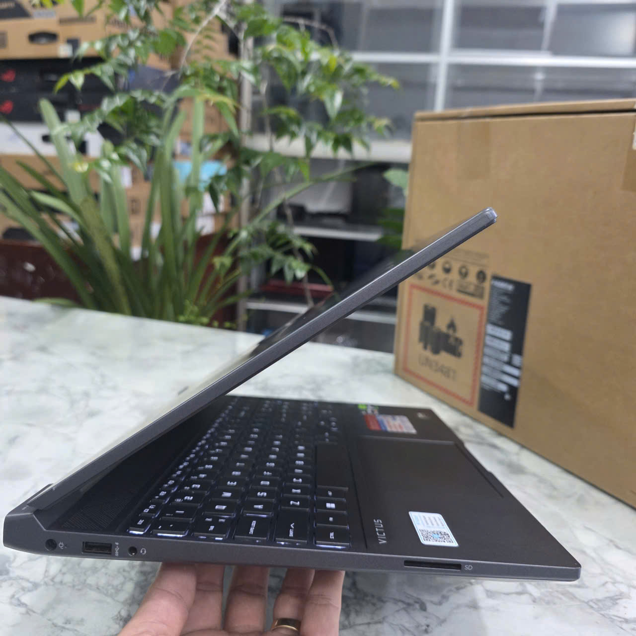 Gaming - Đồ Họa HP Victus 15-fb1022AX RYZEN-7535HS RAM 16GB SSD 512GB RTX2050 4GB MÀN HÌNH : 15.6 INCH IPS 144Hz