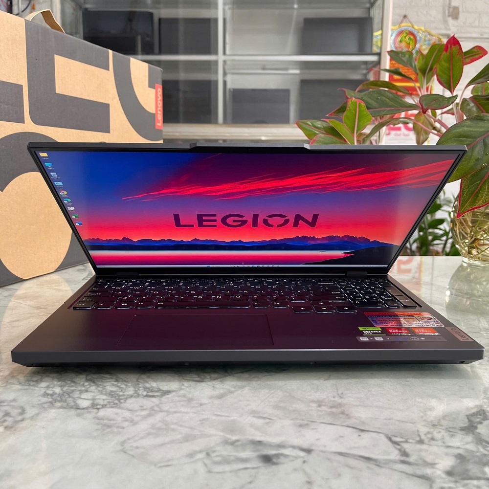 Gaming - Đồ Họa Legion 5 Pro 2024 R9000P ARX8 Máy LikeNew RYZEN 9-7945HX RAM 16GG SSD 1.000GB RTX 4060 8GB GDDR6 MÀN HÌNH : 16 Inch 2K 240Hz 