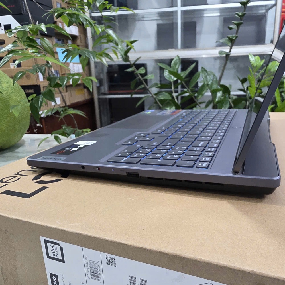 Gaming - Đồ Họa LENOVO LEGION 5 15IAH7H CORE I5-12500H RAM 8GB SSD 512GB RTX 3050 Ti 4GB MÀN HÌNH : 165Hz 100% sRGB