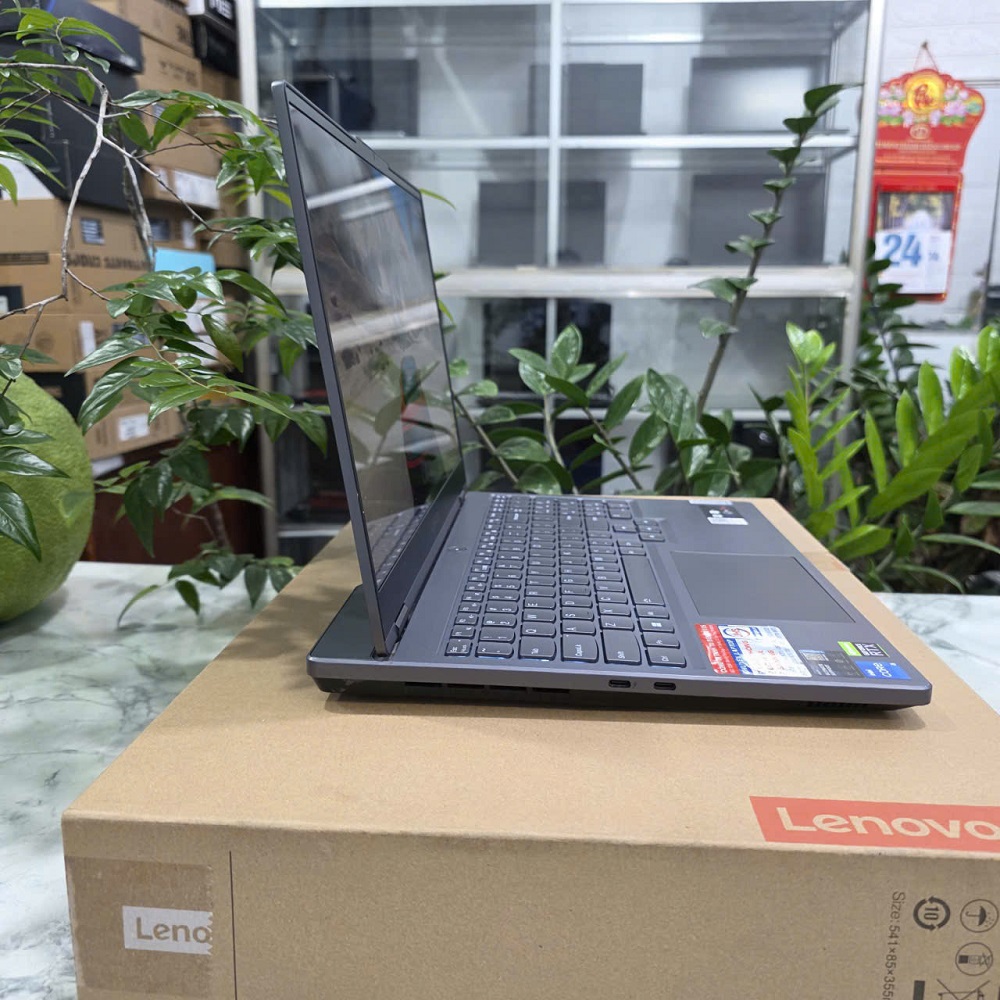 Gaming - Đồ Họa LENOVO LEGION 5 15IAH7H CORE I5-12500H RAM 8GB SSD 512GB RTX 3050 Ti 4GB MÀN HÌNH : 165Hz 100% sRGB