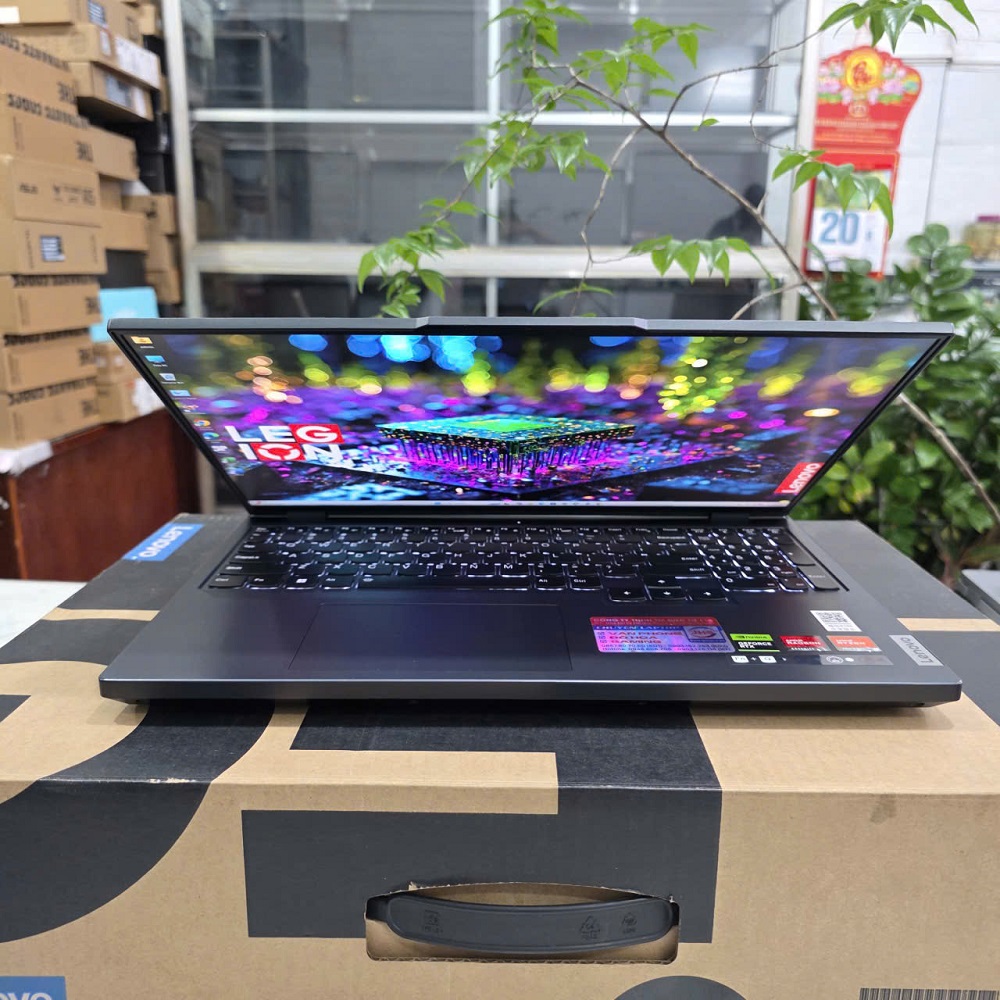 Gaming - Đồ Họa LENOVO LEGION 5 PRO 2024 R9000P ARX8 RYZEN 9 7945HX RAM 16GG SSD 1.000GB RTX™ 4060 8GB GDDR6 MÀN HÌNH : 16.0 Inch, 2.5K WQXGA 240Hz