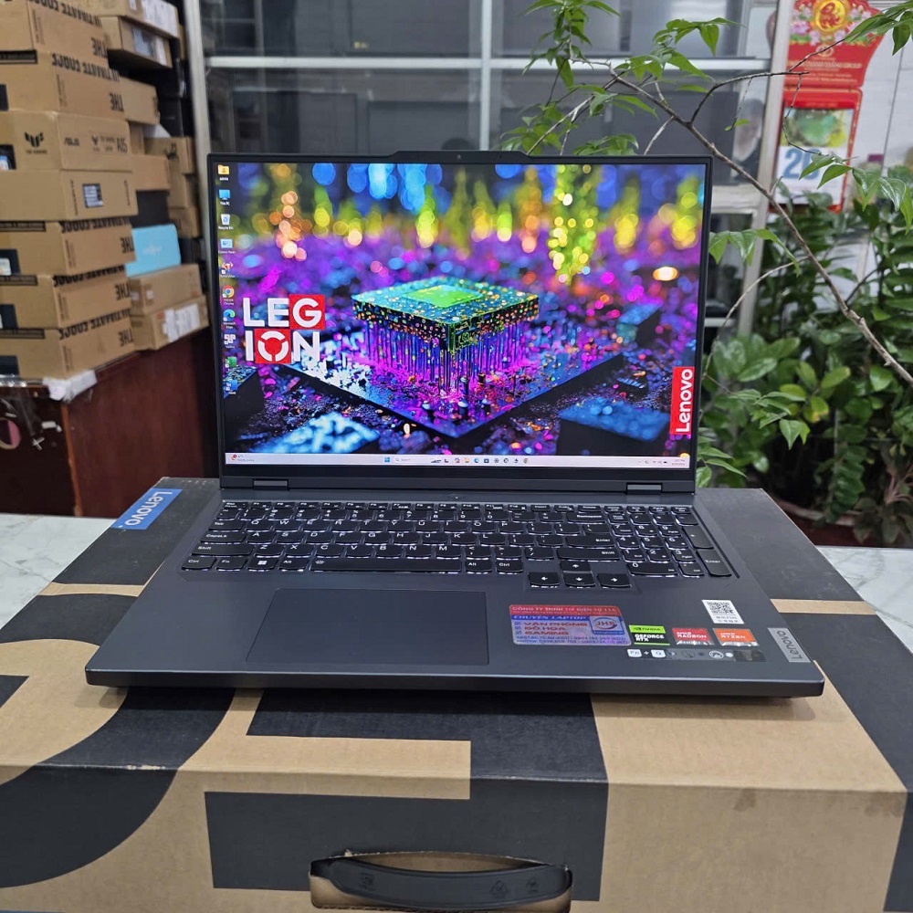 Gaming - Đồ Họa LENOVO LEGION 5 PRO 2024 R9000P ARX8 RYZEN 9 7945HX RAM 16GG SSD 1.000GB RTX™ 4060 8GB GDDR6 MÀN HÌNH : 16.0 Inch, 2.5K WQXGA 240Hz