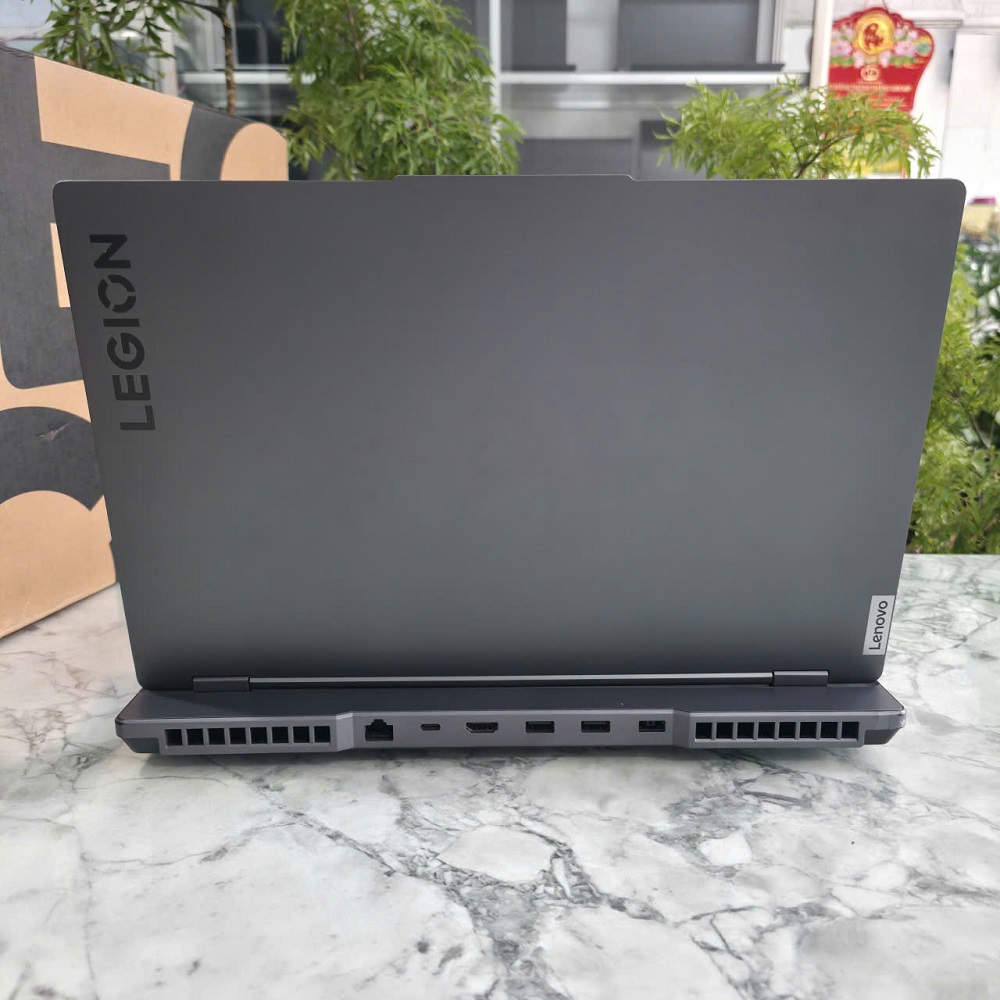 Gaming - Đồ Họa Lenovo Legion 5 R7000 AHP9 GIÁ TỐT RYZEN 7-8745H RAM 16GG SSD 512GB RTX™ 4050 6GB GDDR6 MÀN HÌNH : 15.6'' FHD 144Hz 