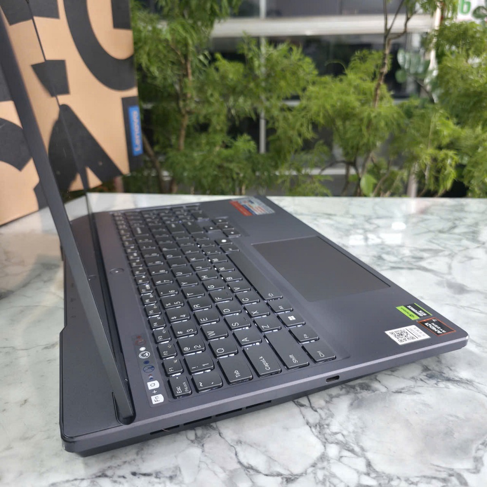 Gaming - Đồ Họa Lenovo Legion 5 R7000 AHP9 GIÁ TỐT RYZEN 7-8745H RAM 16GG SSD 512GB RTX™ 4050 6GB GDDR6 MÀN HÌNH : 15.6'' FHD 144Hz 