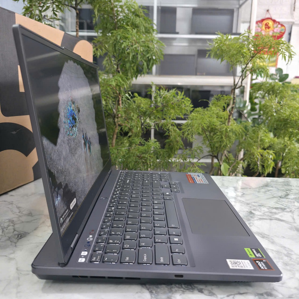 Gaming - Đồ Họa Lenovo Legion 5 R7000 AHP9 GIÁ TỐT RYZEN 7-8745H RAM 16GG SSD 512GB RTX™ 4050 6GB GDDR6 MÀN HÌNH : 15.6'' FHD 144Hz 
