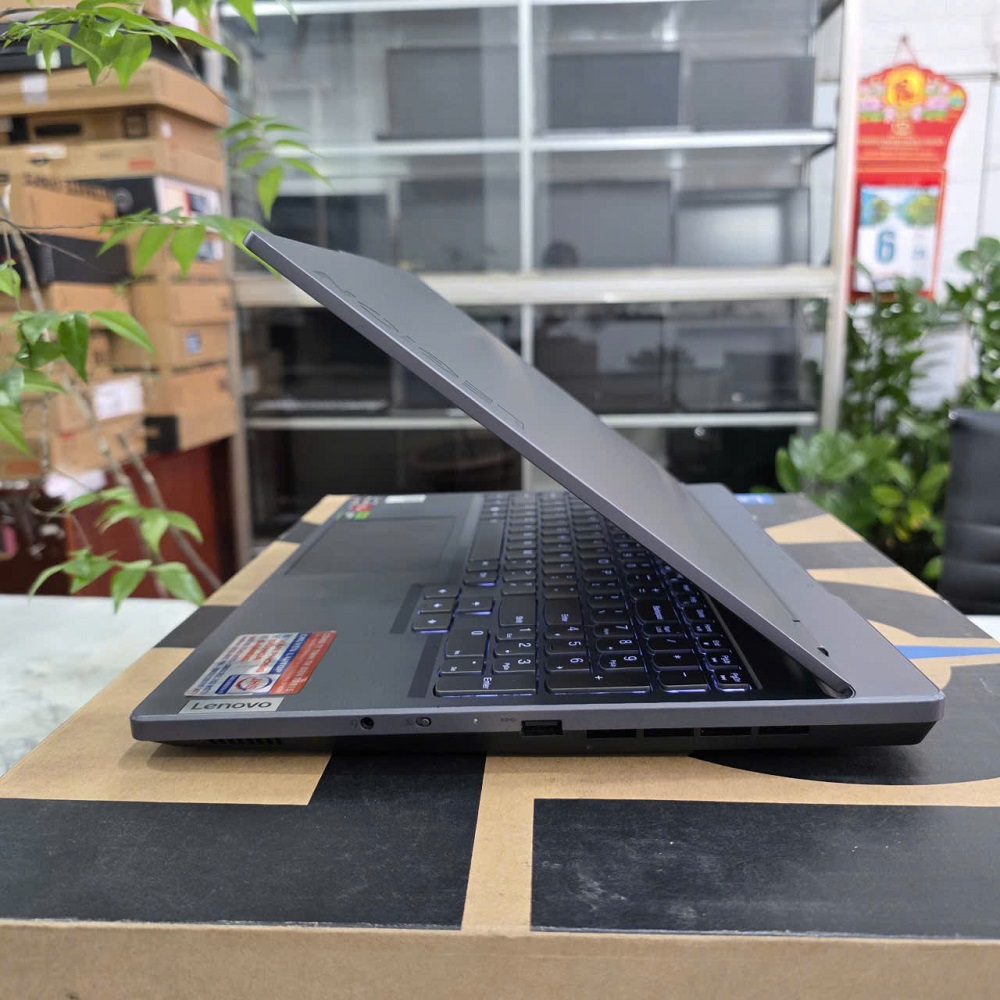 Gaming - Đồ Họa LENOVO LEGION 5 R7000 ARP8 RYZEN 7-7735H RAM 16GG SSD 512GB RTX™ 4060 8GB GDDR6 MÀN HÌNH : 15.6'' 15.6" WQHD 165Hz