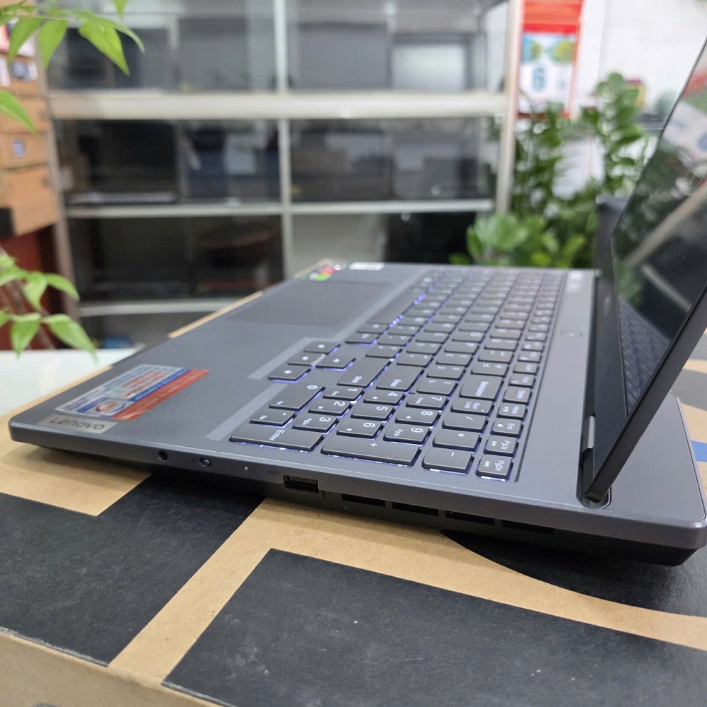 Gaming - Đồ Họa LENOVO LEGION 5 R7000 ARP8 RYZEN 7-7735H RAM 16GG SSD 512GB RTX™ 4060 8GB GDDR6 MÀN HÌNH : 15.6'' 15.6" WQHD 165Hz