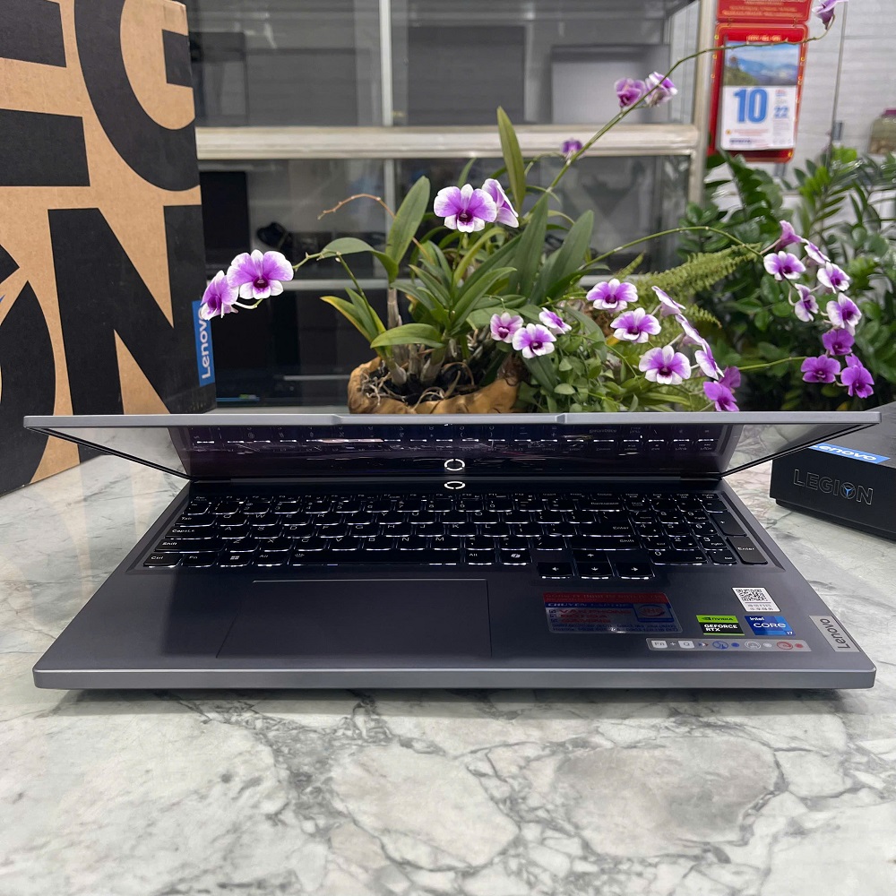 Gaming - Đồ Họa Lenovo Legion 5 Y7000P IRX9 Máy LikeNew  CORE I7-14650HX  RAM 16GB  SSD 1.000GB RTX 4050 6GB GDDR6 MÀN HÌNH :  16 Inch WQXGA 165Hz, 100% sRGB