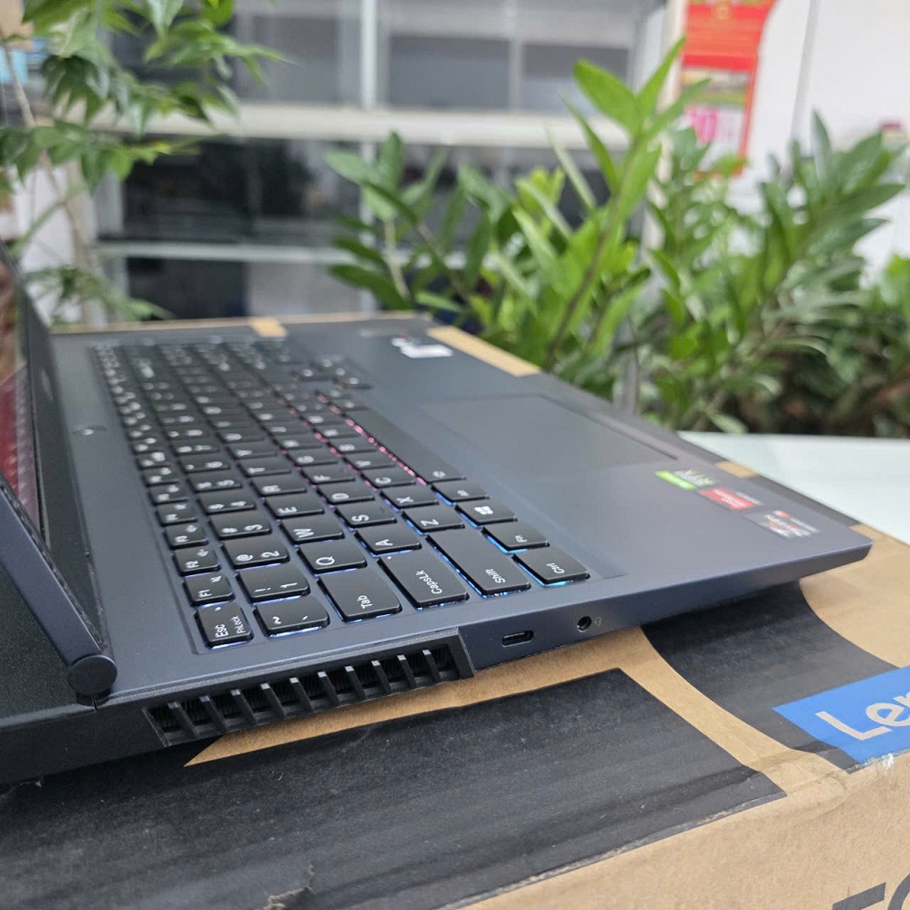 Gaming - Đồ Họa LENOVO LEGION 5-15ACH6 RYZEN 5-5600H RAM 16GB SSD 512GB RTX 3050 Ti 4Gb MÀN HÌNH : 15.6"IPS 165Hz 