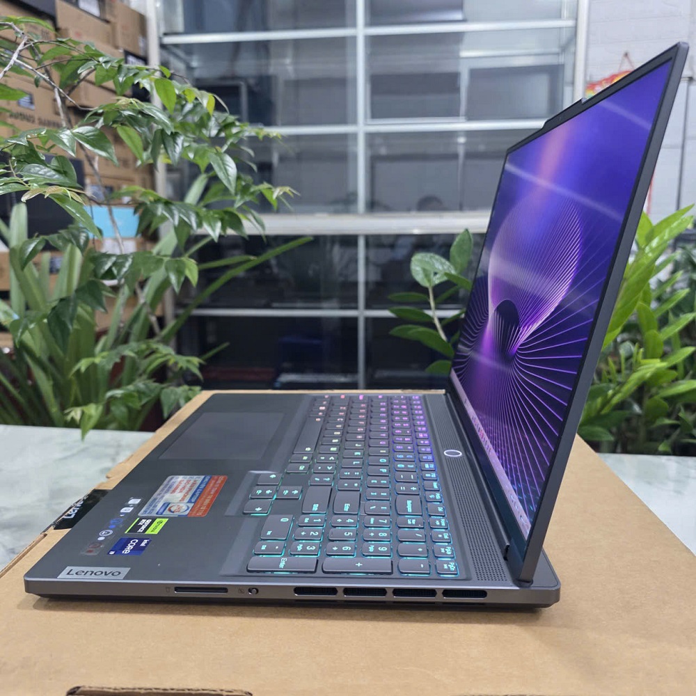 Gaming - Đồ Họa LENOVO LEGION Slim 7I 16IRH8 CORE I9-13900H RAM 16GB SSD 1.000GB RTX 4070 8GB GDDR6 MÀN HÌNH : 16" WQXGA 240Hz 