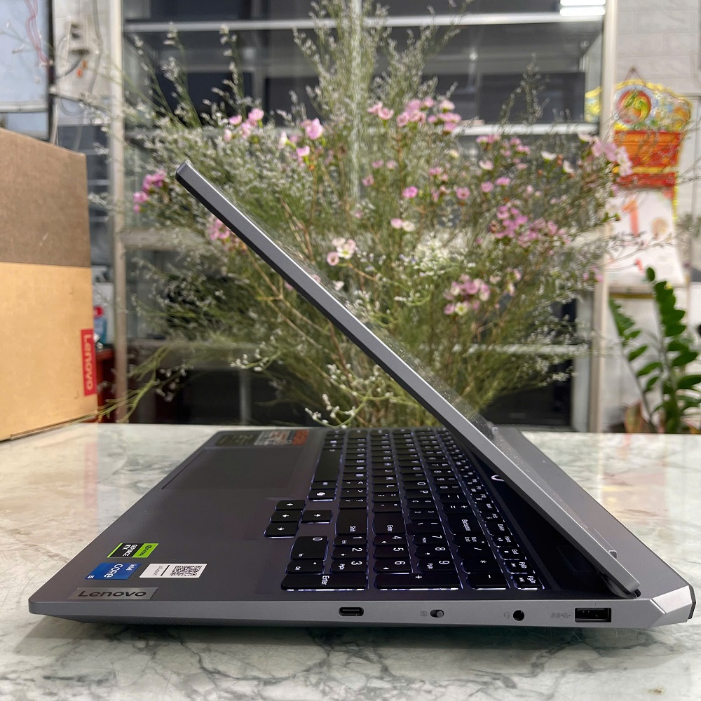 Gaming - Đồ Họa LENOVO LOQ 15IAX9 CORE I5-12450HX RAM 16GB SSD 512GB RTX 2050 4GB MÀN HÌNH : 15.6 Inch IPS 144Hz 