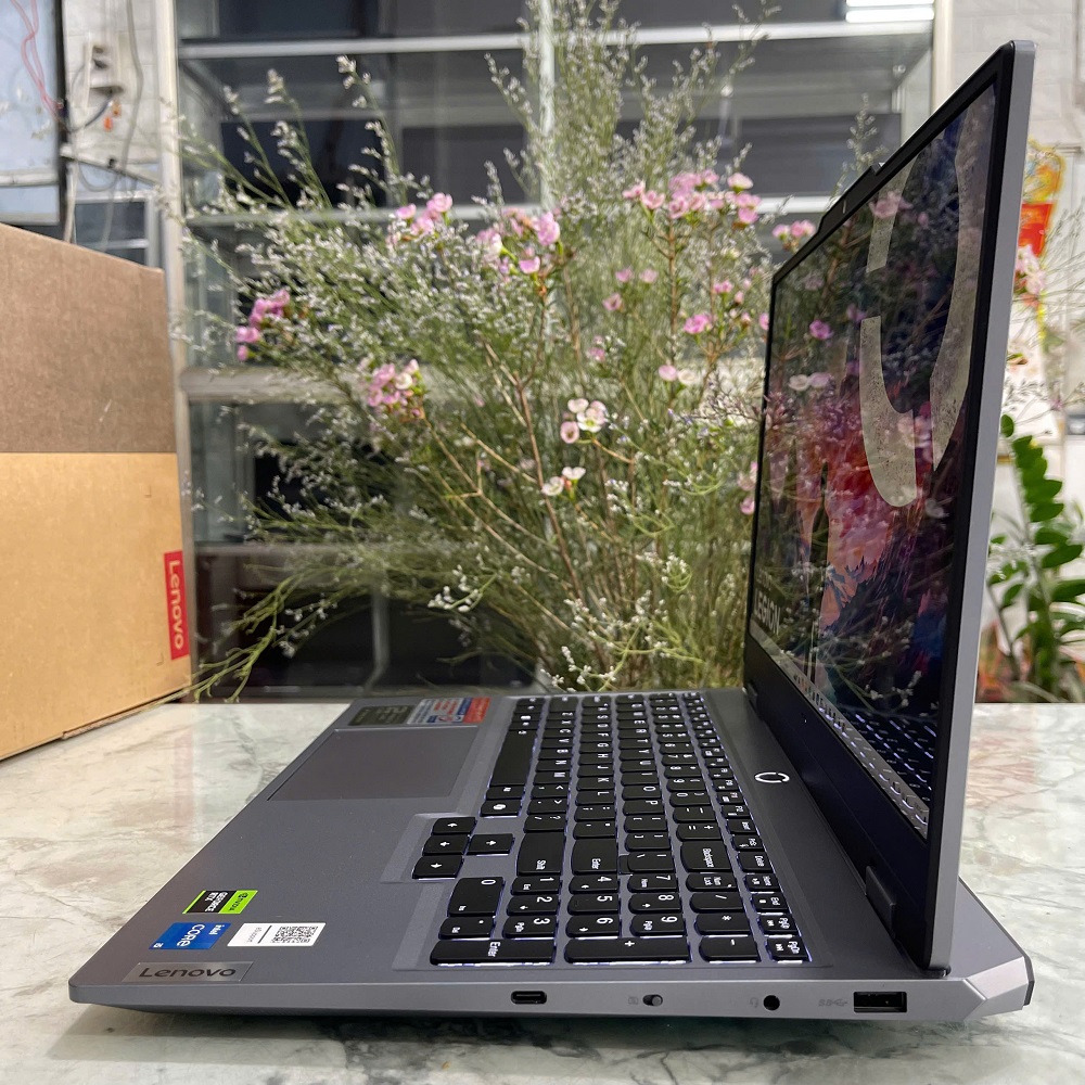 Gaming - Đồ Họa LENOVO LOQ 15IAX9 CORE I5-12450HX RAM 16GB SSD 512GB RTX 2050 4GB MÀN HÌNH : 15.6 Inch IPS 144Hz 
